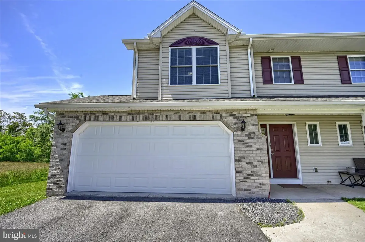 48 Dustin Dr, Halifax, PA 17032 - #1