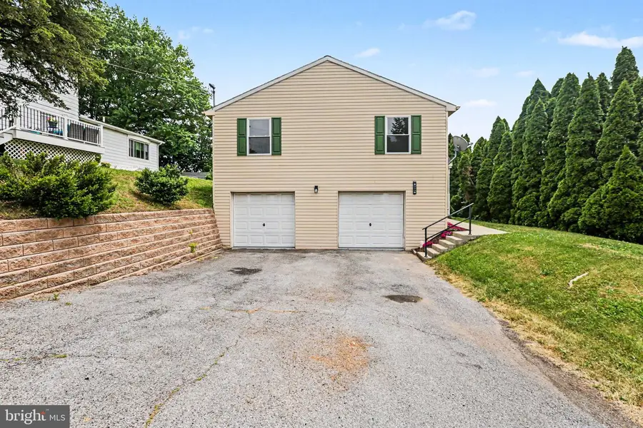 466 Main St, Harrisburg, PA 17113 - #3