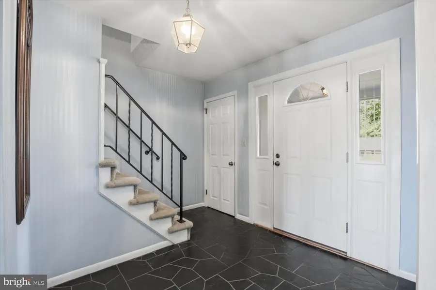 387 Yorktowne Rd, Hershey, PA 17033 - #3