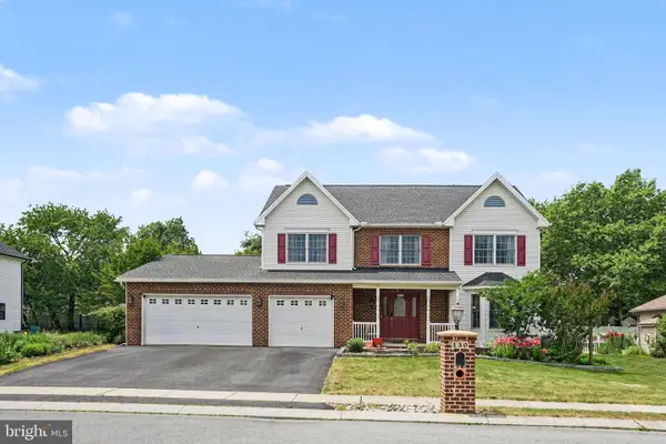 130 Koch Ln, HARRISBURG, PA 17112