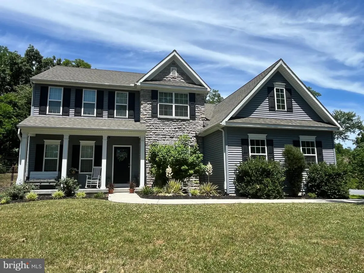 2805 Ionoff Rd, Harrisburg, PA 17110 - #1