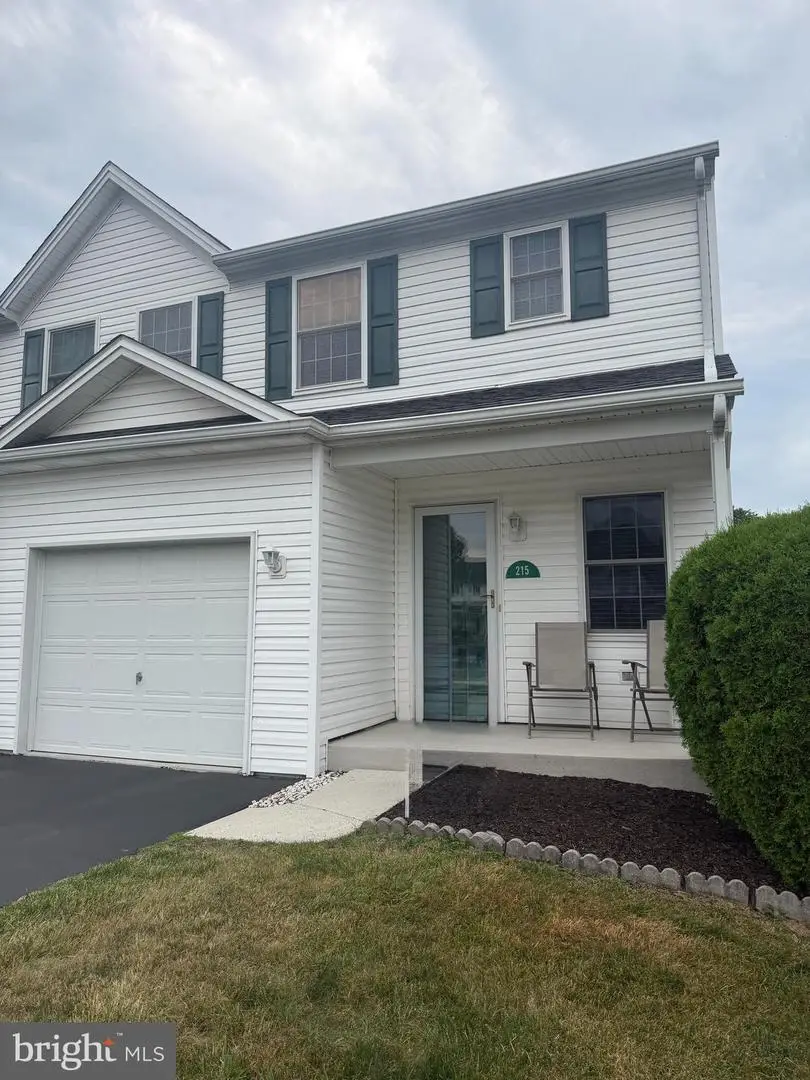 215 Meadow Ln, Harrisburg, PA 17112 - #1