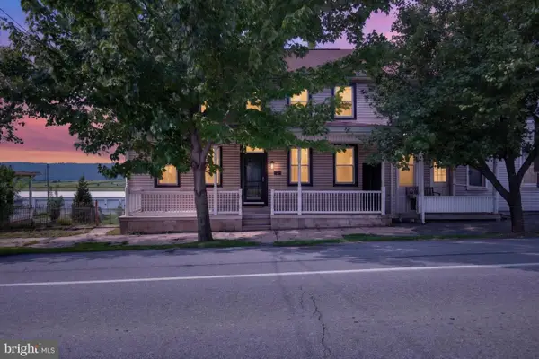 5 W Market St, GRATZ, PA 17030
