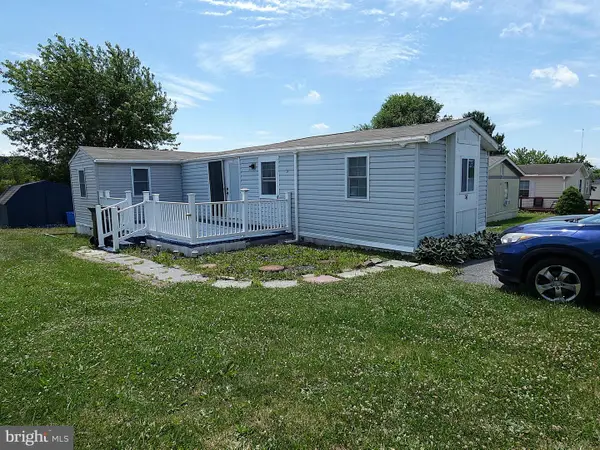 36 Dallas Dr, GRANTVILLE, PA 17028