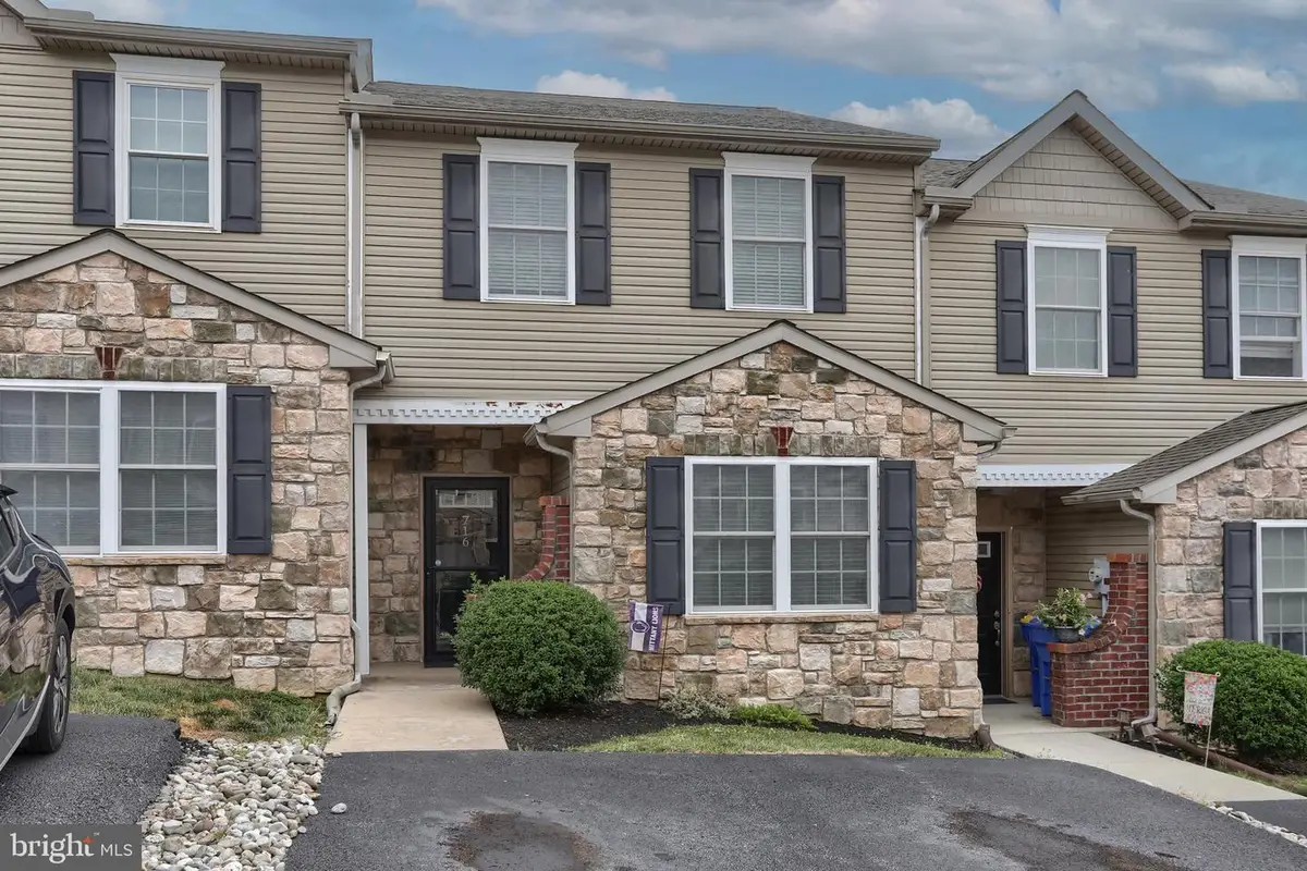 716 S 82nd St, Harrisburg, PA 17111 - #1