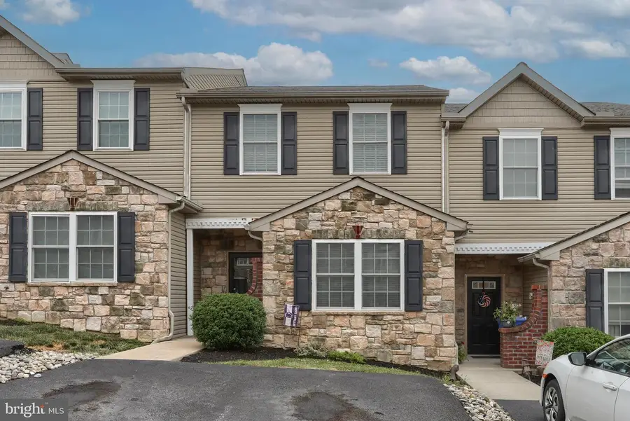 716 S 82nd St, Harrisburg, PA 17111 - #2
