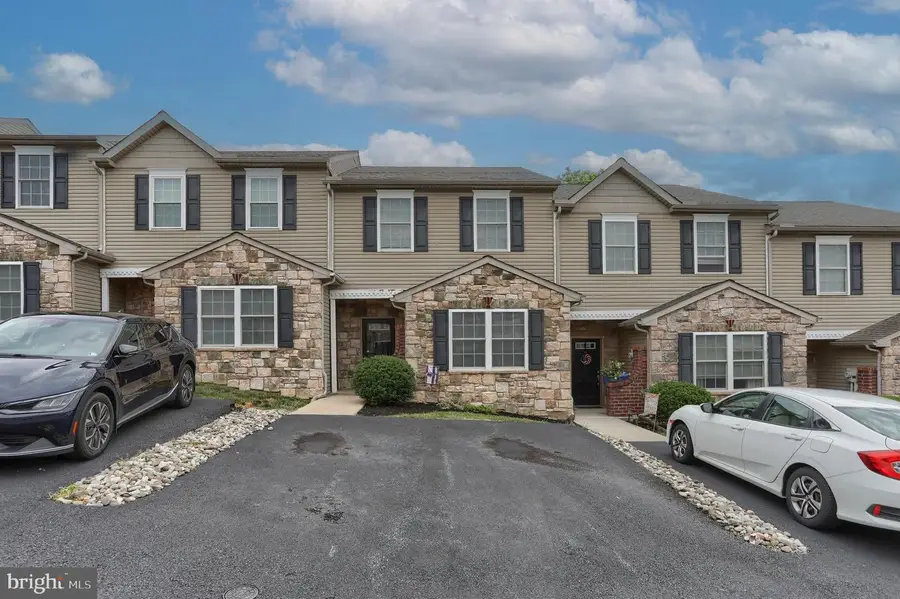 716 S 82nd St, Harrisburg, PA 17111 - #3