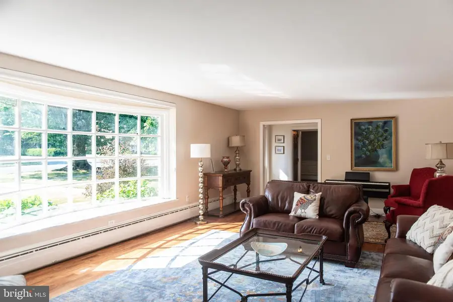 371 Elm Ave, Hershey, PA 17033 - #3