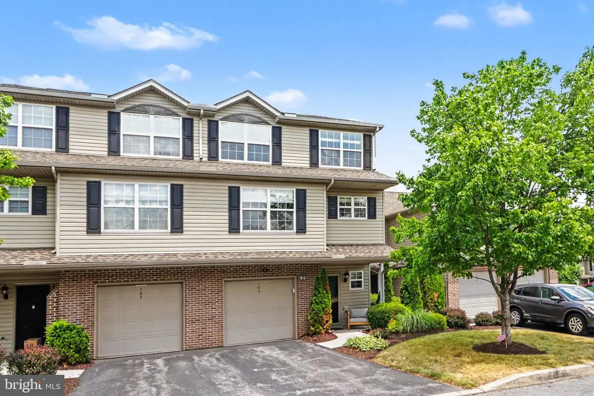 105 Hawk Ct, Hummelstown, PA 17036 - #1