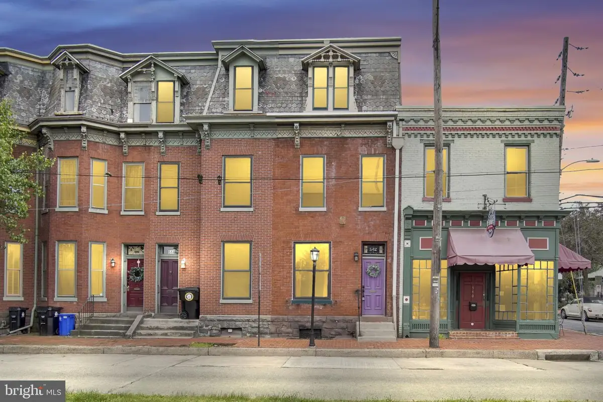 542 Race St, Harrisburg, PA 17104 - #1