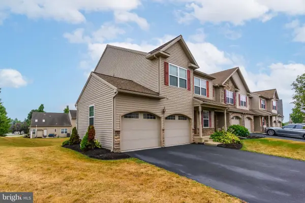 6137 Terry Davis Ct, HARRISBURG, PA 17111