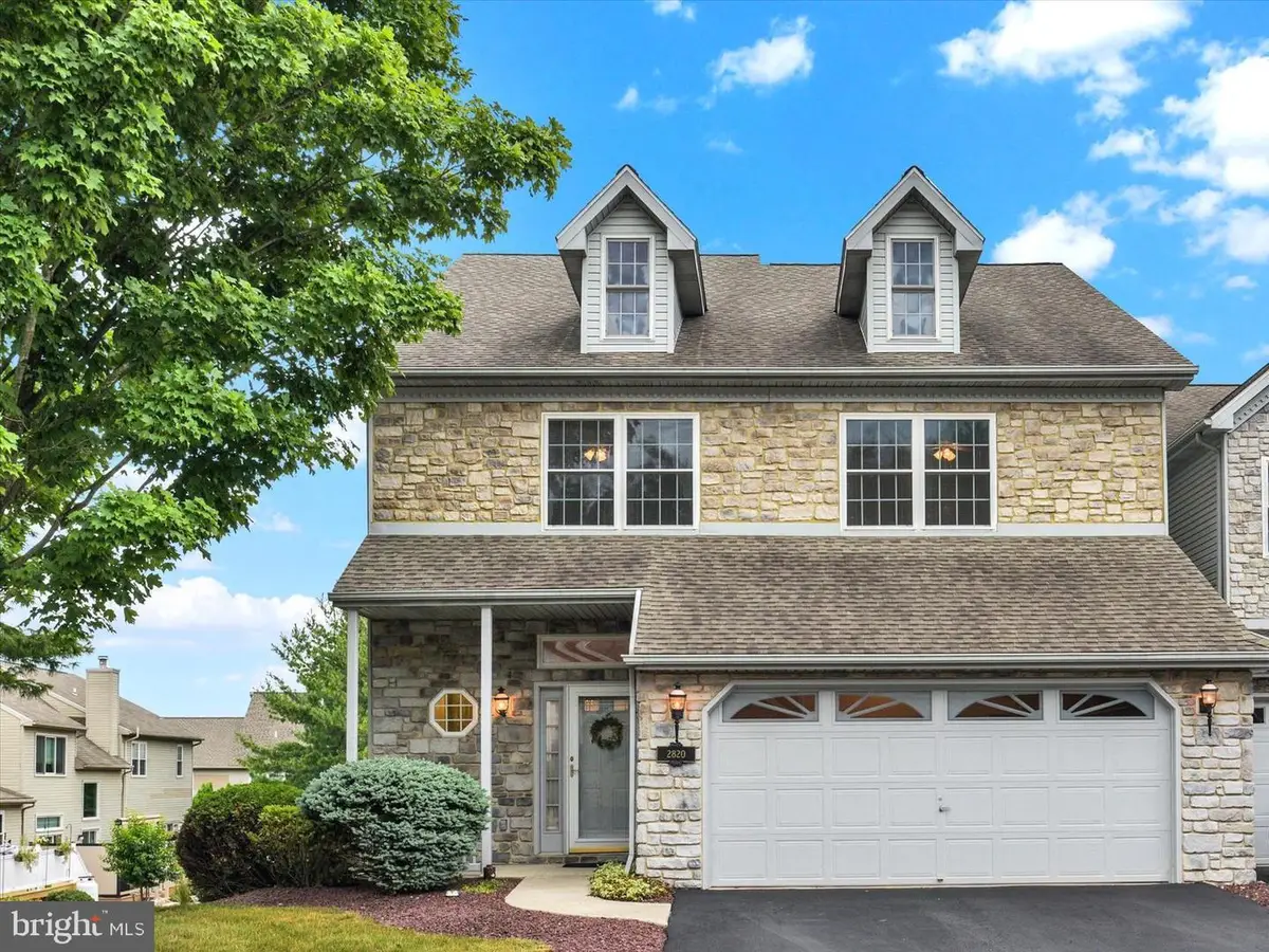 2820 Oakwood Dr, Harrisburg, PA 17110 - #1
