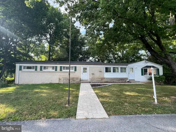 5136 Sunset Dr, HARRISBURG, PA 17112