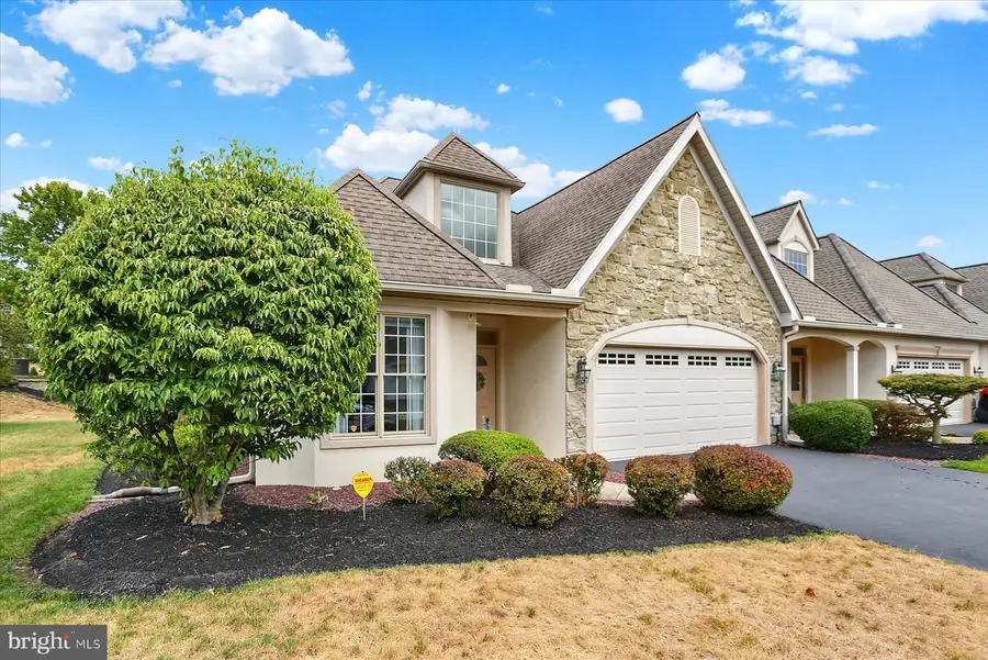 4304 S Victoria Way, Harrisburg, PA 17112 - #3