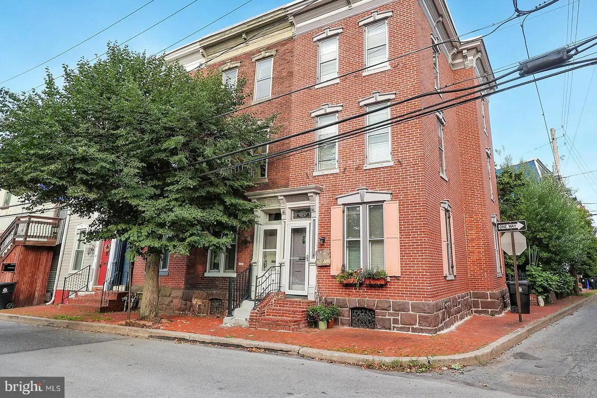 119 Conoy St, Harrisburg, PA 17104 - #1