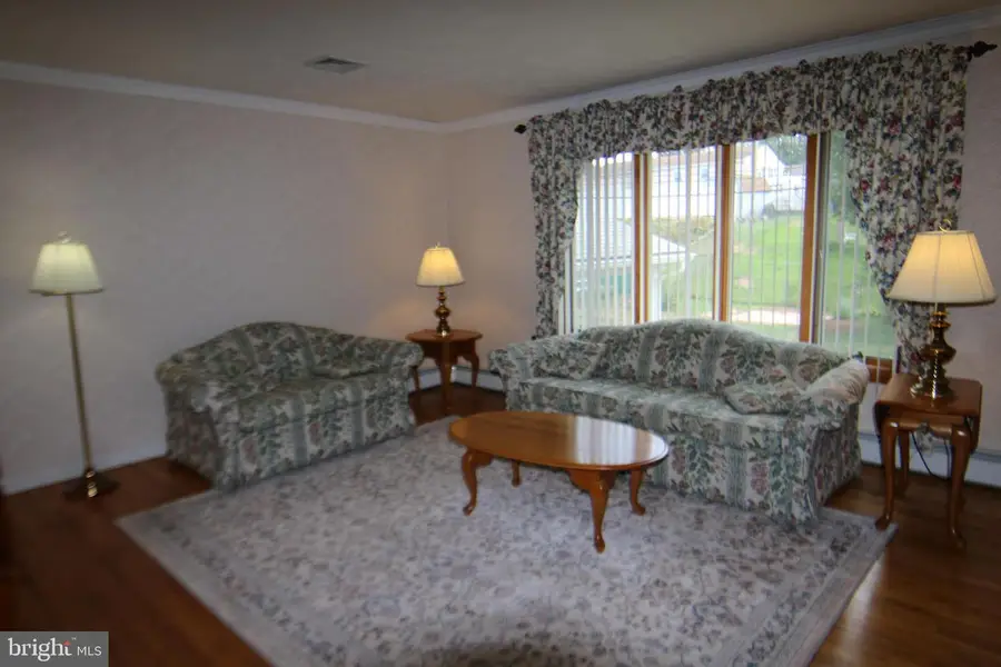 1515 Spring Garden Dr, Middletown, PA 17057 - #3