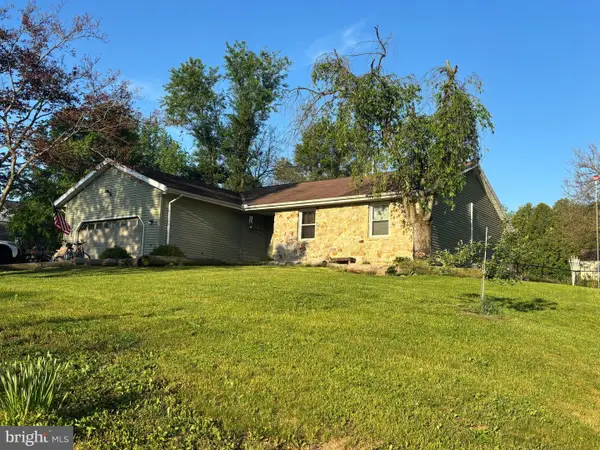 223 Pineview Dr, PALMYRA, PA 17078