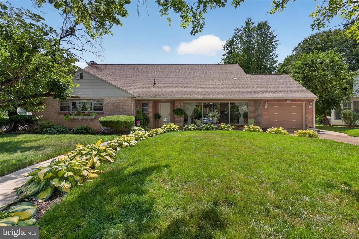 3487 N 3rd St, Harrisburg, PA 17110 - #1