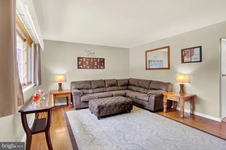 6207 Catherine St, Harrisburg, PA 17112 - #2