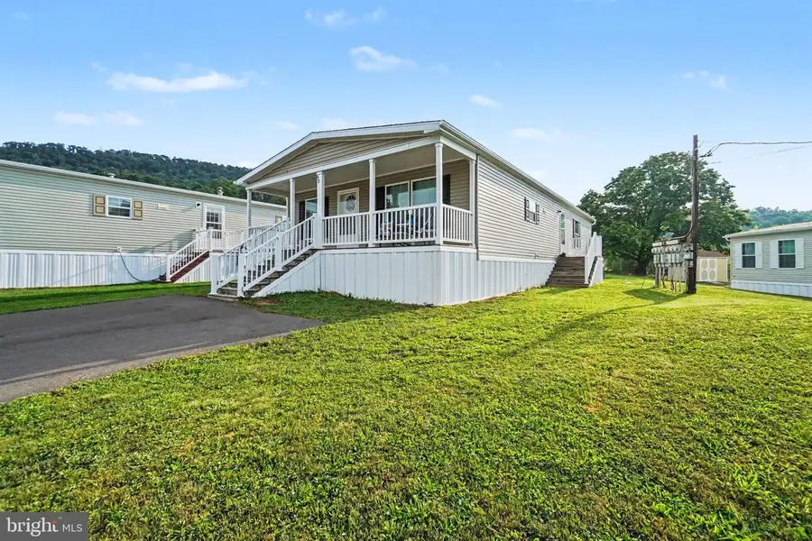 49 N Elmer Ave, Halifax, PA 17032 - #3