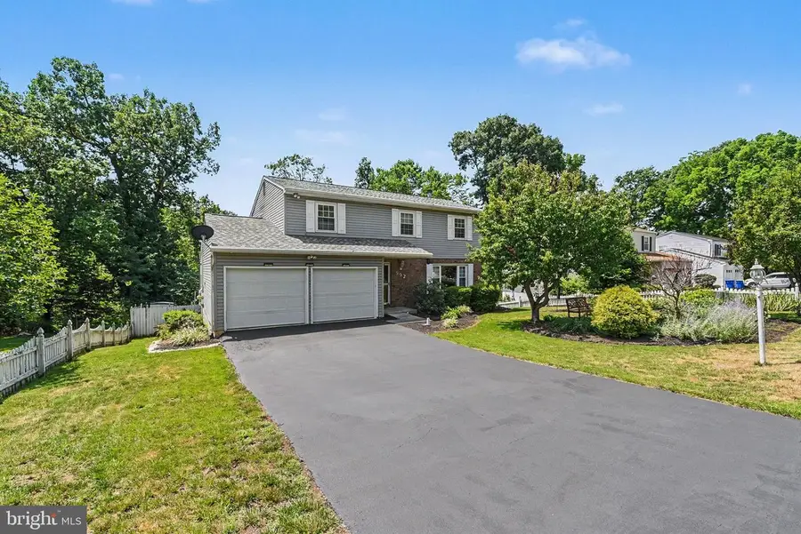 992 Martin Ln, Harrisburg, PA 17111 - #3