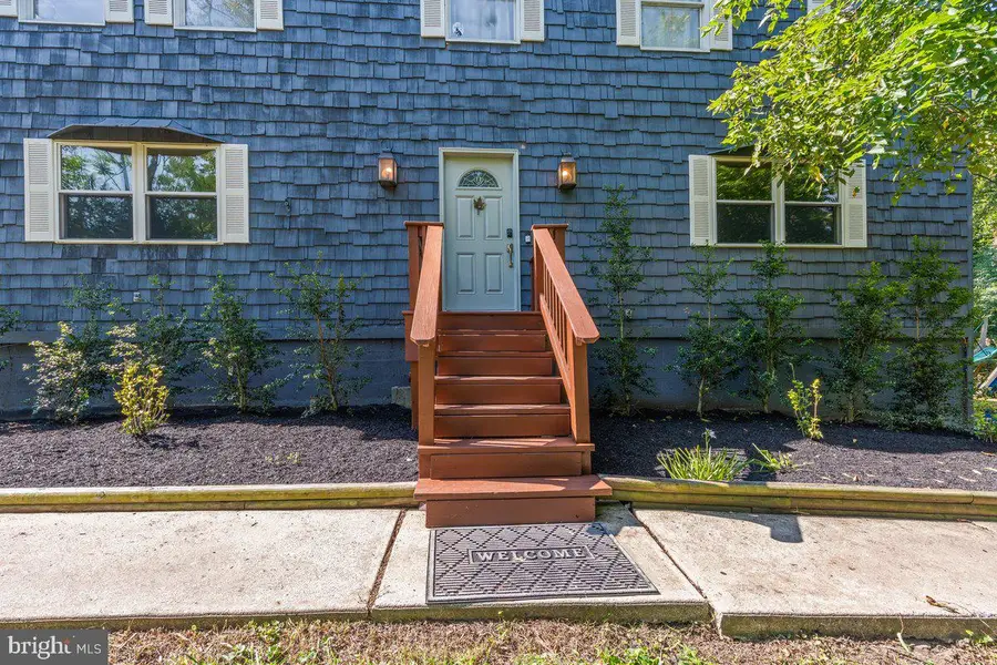 4317 Winthrop Dr, Harrisburg, PA 17112 - #2