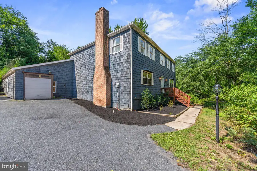 4317 Winthrop Dr, Harrisburg, PA 17112 - #3