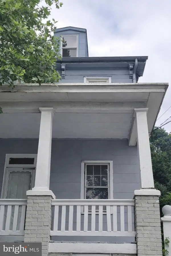 351 S 2nd St, STEELTON, PA 17113