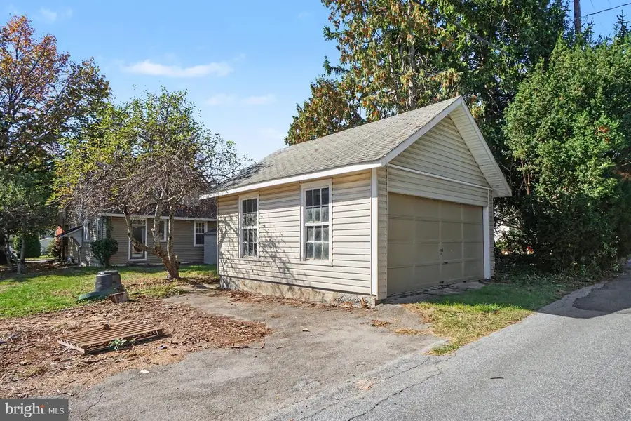 118 Fishburn St, Harrisburg, PA 17109 - #3