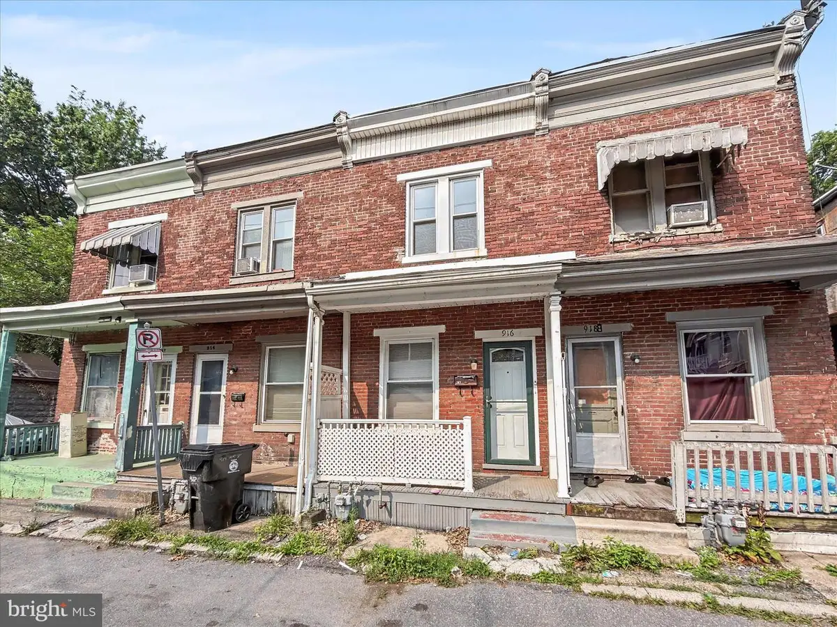 916 May St, Harrisburg, PA 17103 - #1