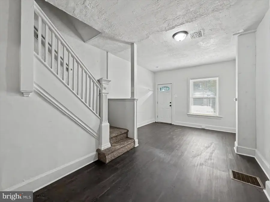 916 May St, Harrisburg, PA 17103 - #3