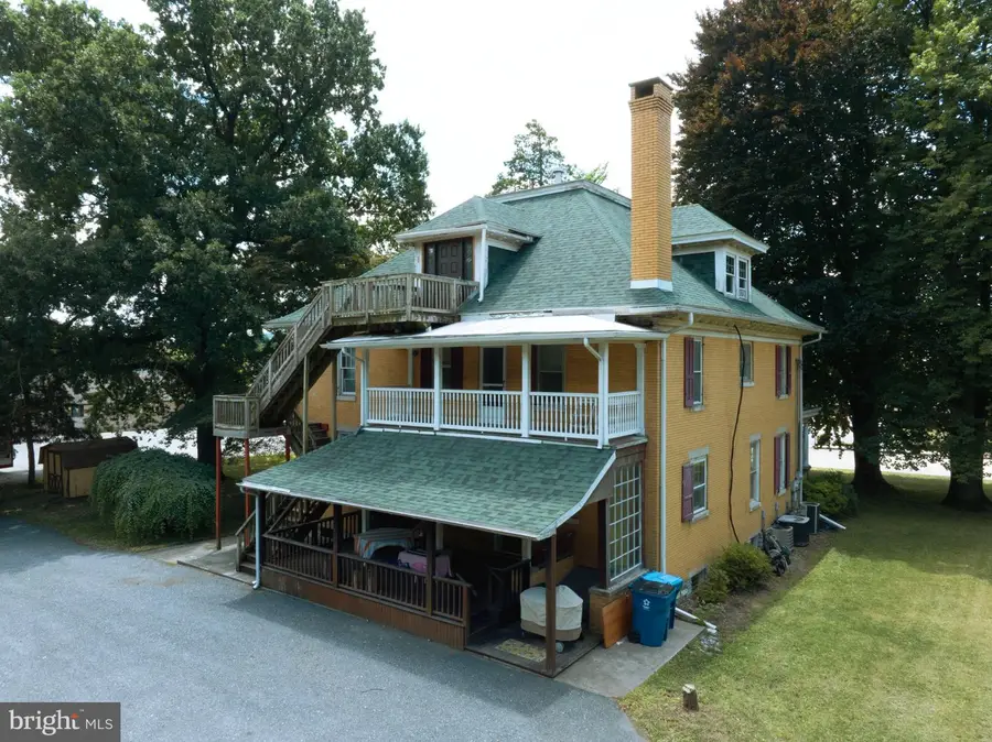 26 N 2nd St, Highspire, PA 17034 - #3
