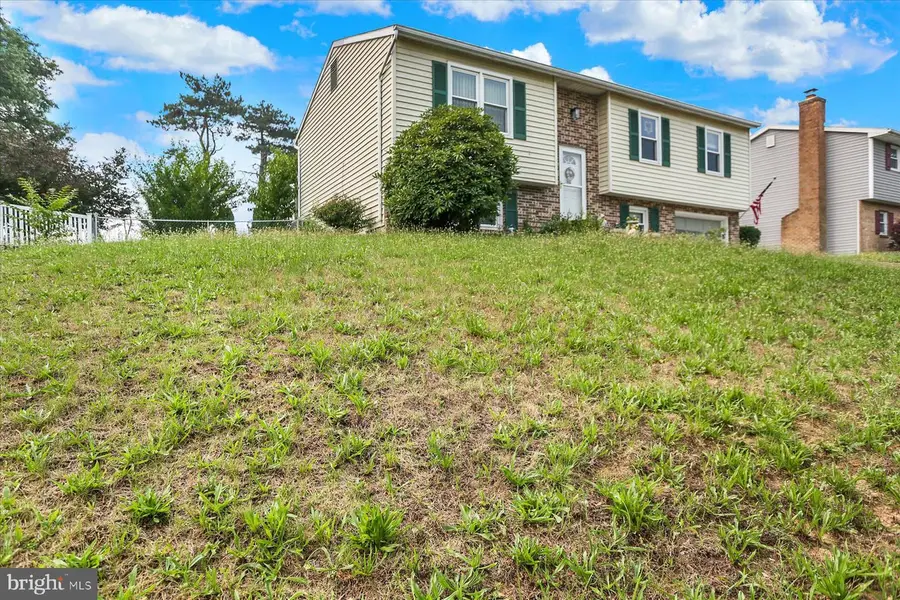 6255 Warren Ave, Harrisburg, PA 17112 - #3