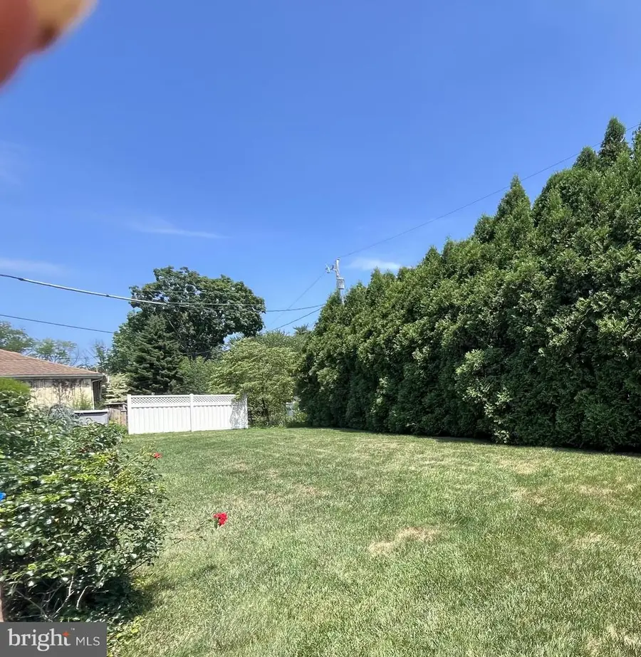 612 Latshmere Dr W, Harrisburg, PA 17109 - #3