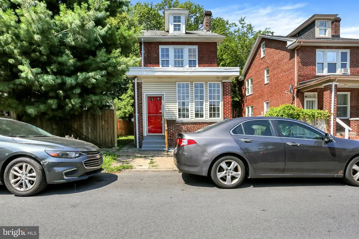2708 Lexington St, Harrisburg, PA 17110 - #1