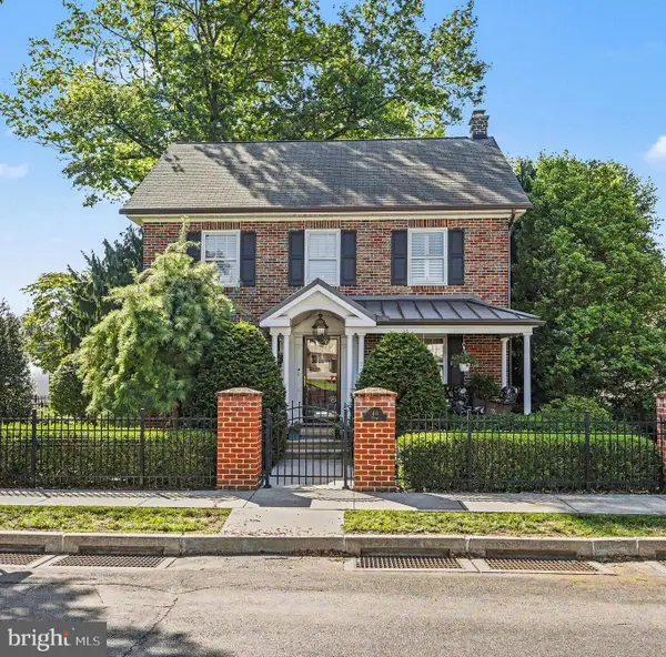 40 Cedar Ave, HERSHEY, PA 17033