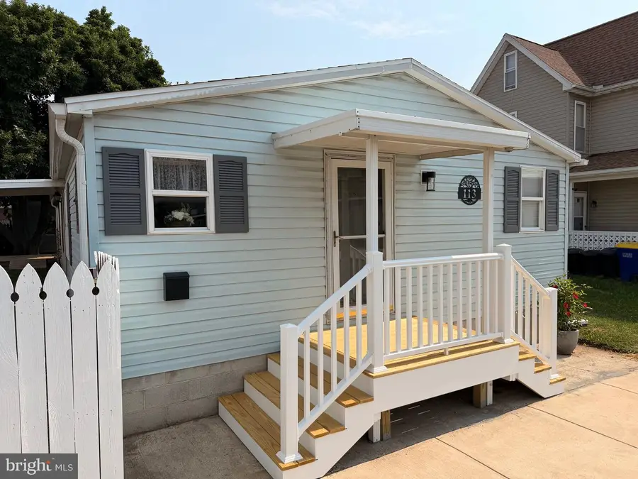 113 Brown St, Middletown, PA 17057 - #2