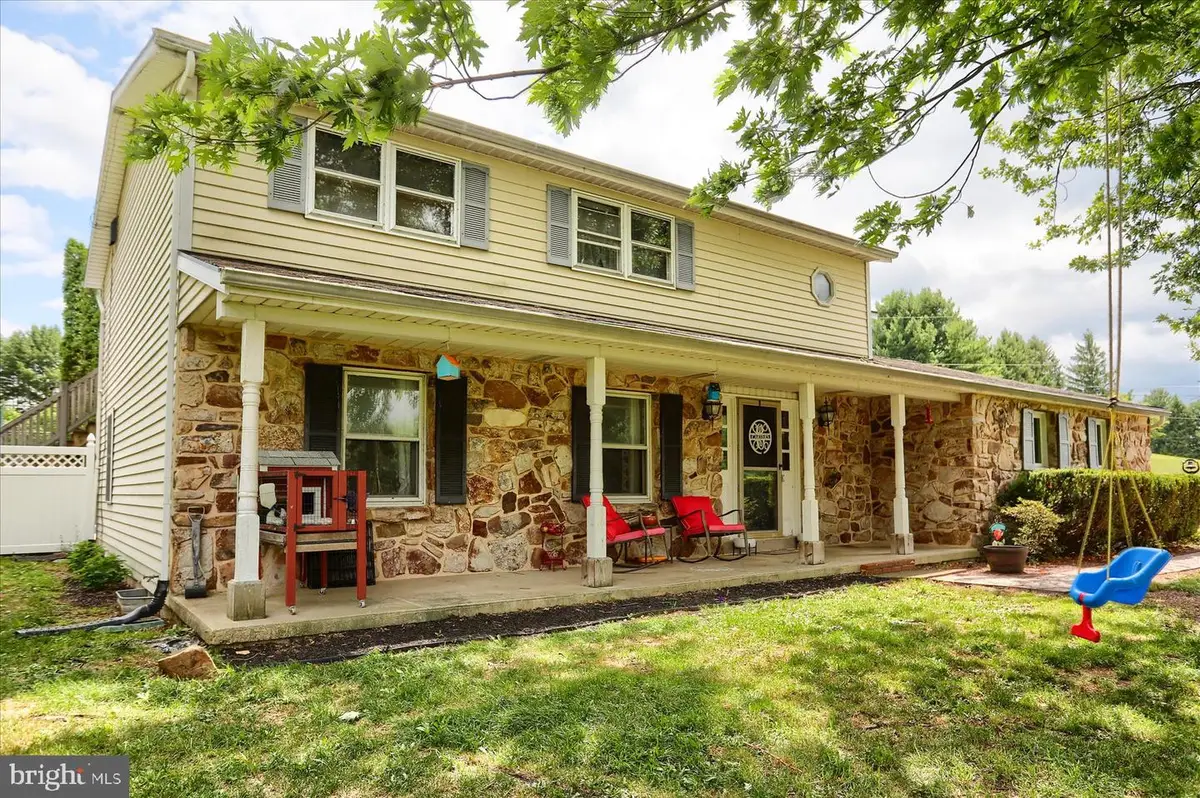 900 S Meadow Ln, Palmyra, PA 17078 - #1