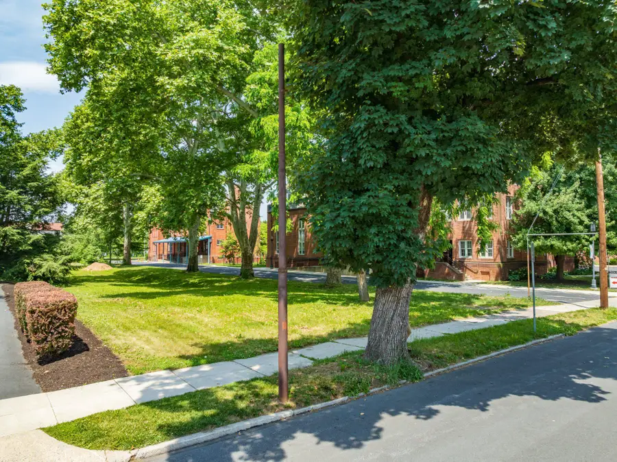 2964 N 2nd St, Harrisburg, PA 17110 - #2