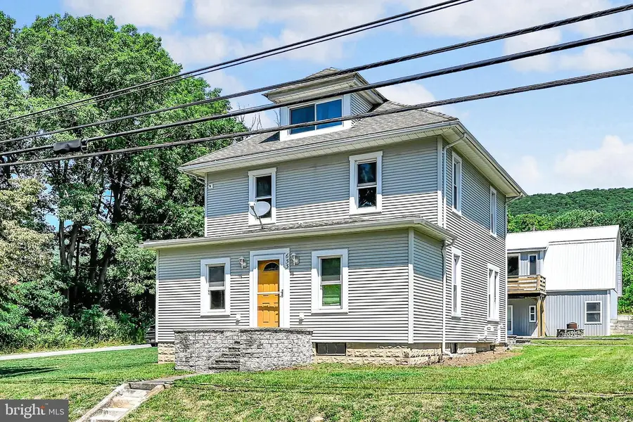 653 E Market St, Williamstown, PA 17098 - #3