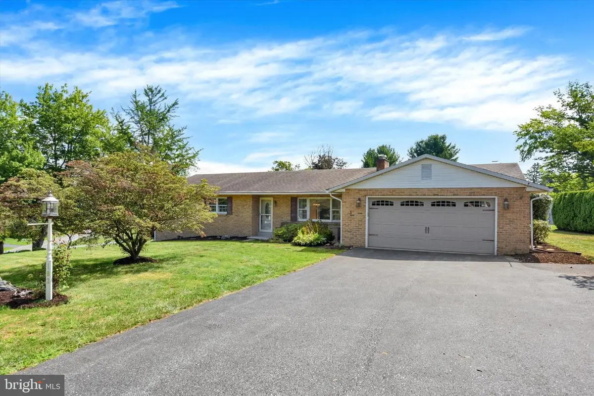 103 Clover Ln, Harrisburg, PA 17112 - #1