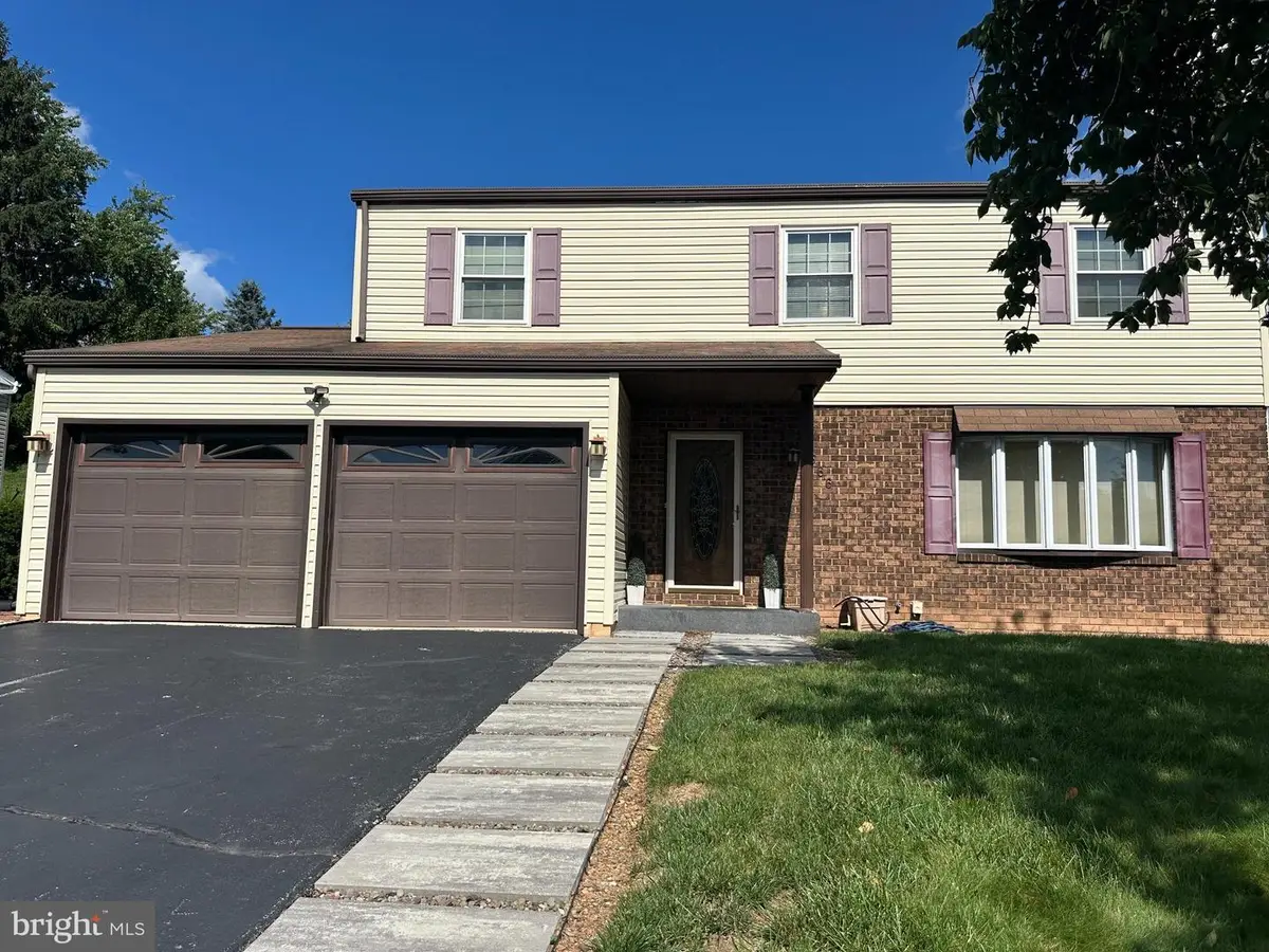 566 Thrush Ct, Harrisburg, PA 17111 - #1