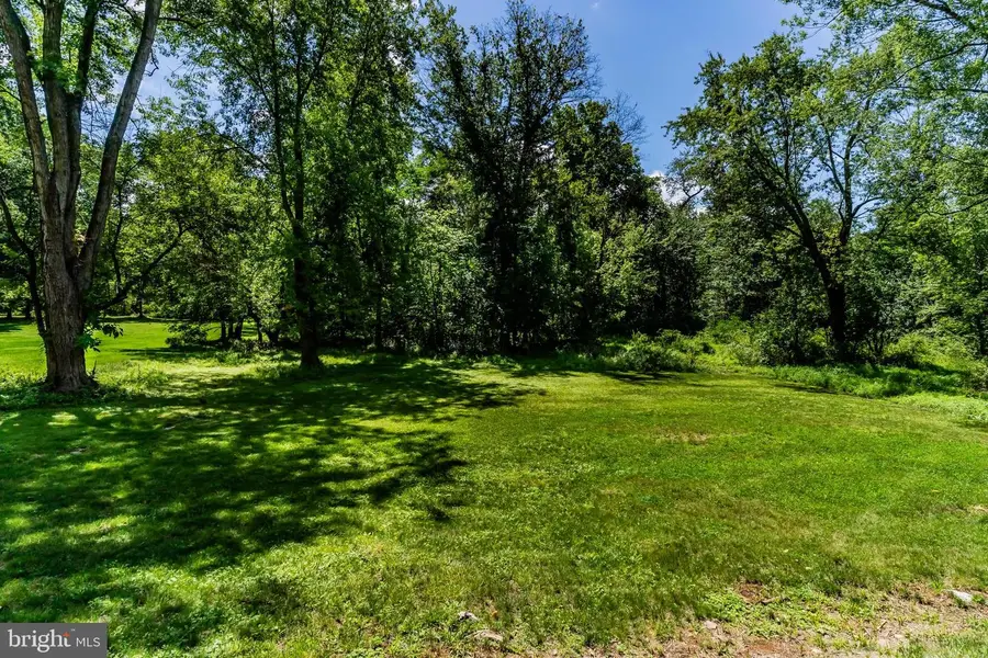 7233 Union Deposit Rd, Hummelstown, PA 17036 - #2