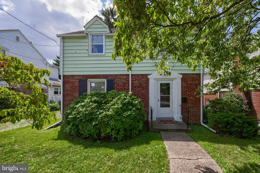 3427 Kramer St, Harrisburg, PA 17109 - #2