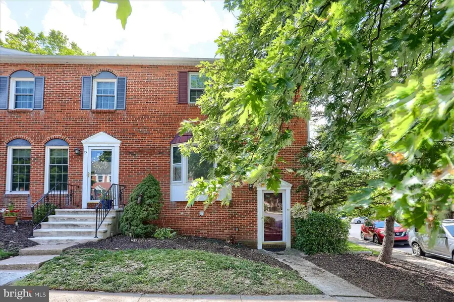 18 Fairfax Vlg, Harrisburg, PA 17112 - #2