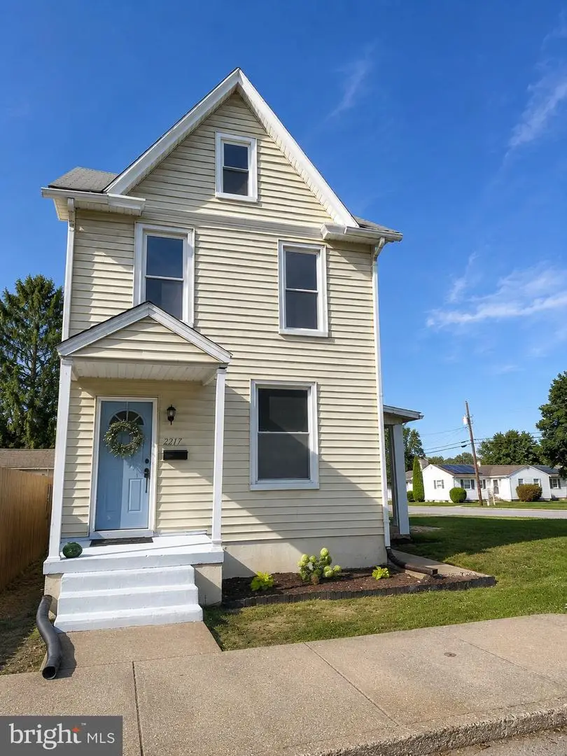 2217 3rd St, Steelton, PA 17113 - #3