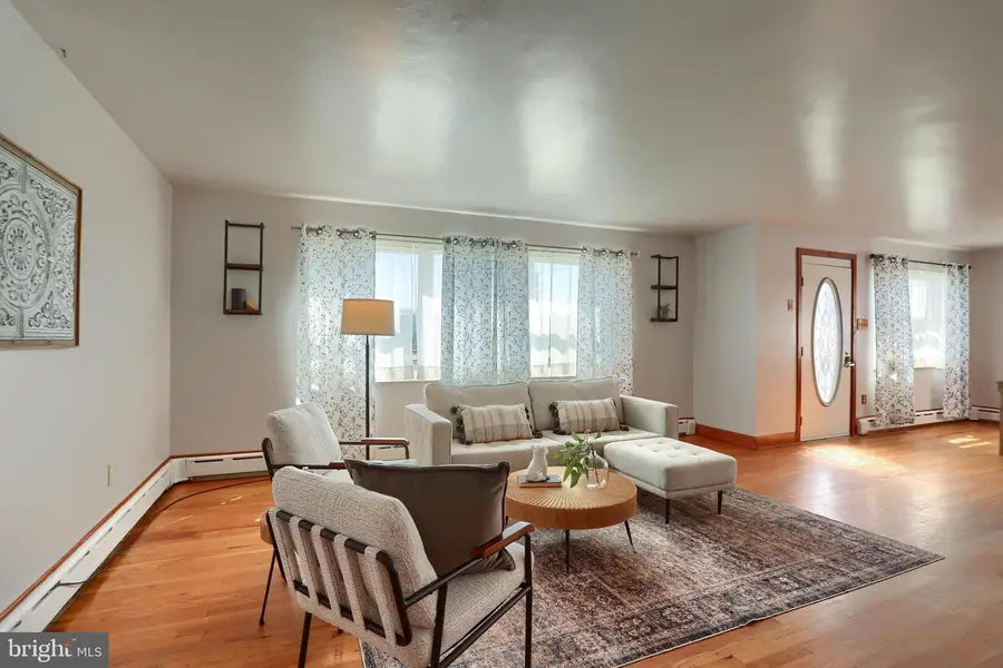 735 Rosedale Ave, Middletown, PA 17057 - #3