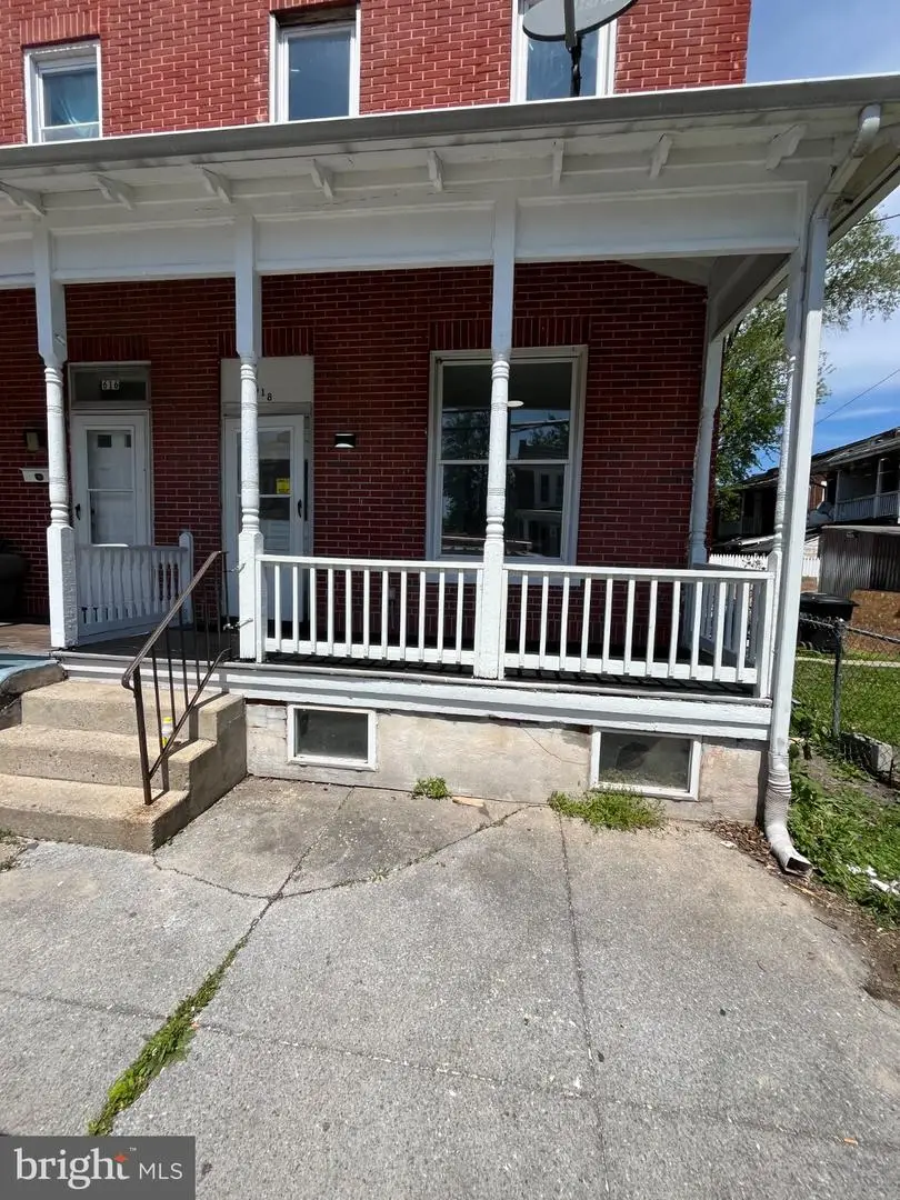 618 Seneca St, Harrisburg, PA 17110 - #1