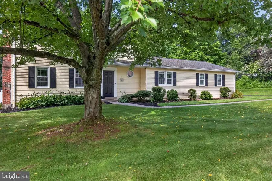 231 Dogwood Dr, Hershey, PA 17033 - #3