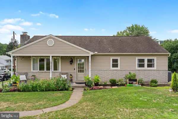 1200 Wheatfield Dr, HARRISBURG, PA 17112